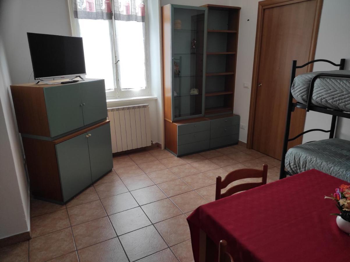 Casa Di Luca Apartment Lecco Luaran gambar